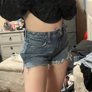 Abercrombie & Fitch high rise shorts